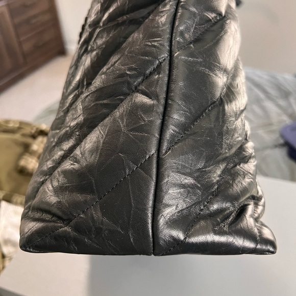 Balenciaga Tote! - Picture 4 of 7